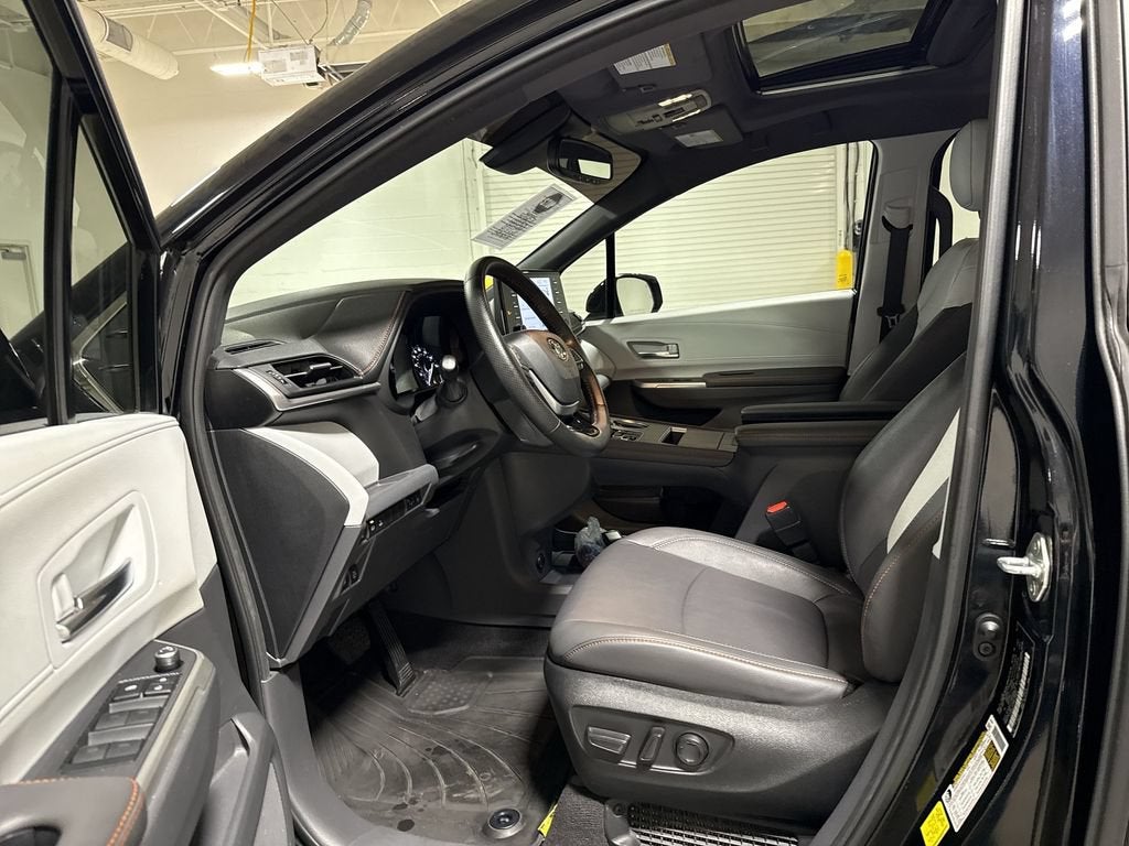 2023 Toyota Sienna XSE