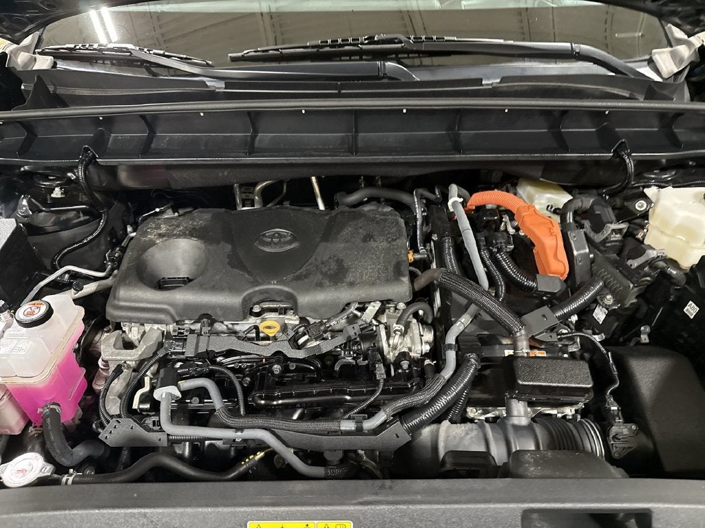 2023 Toyota Highlander Hybrid Platinum