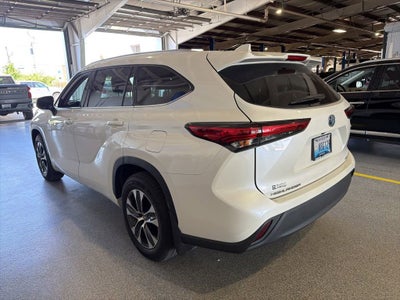 2020 Toyota Highlander Hybrid XLE
