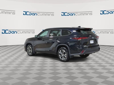 2024 Toyota Highlander Hybrid XLE