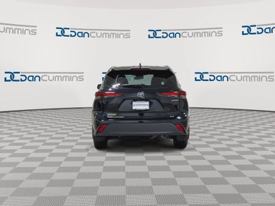 2024 Toyota Highlander Hybrid XLE