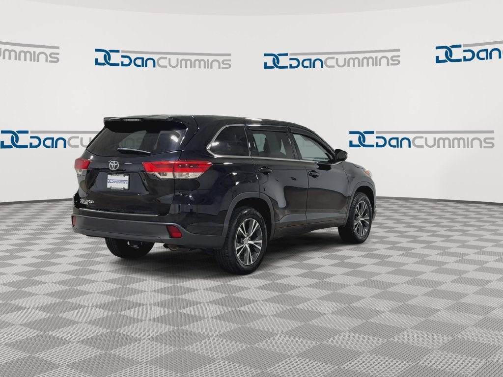 2018 Toyota Highlander LE