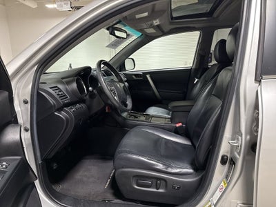 2012 Toyota Highlander FWD 4dr V6 (Natl)