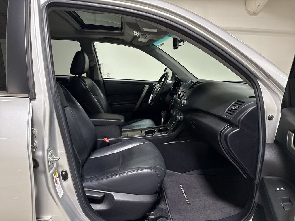 2012 Toyota Highlander FWD 4dr V6 (Natl)