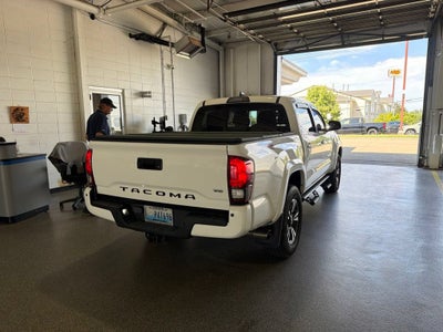 2018 Toyota Tacoma SR