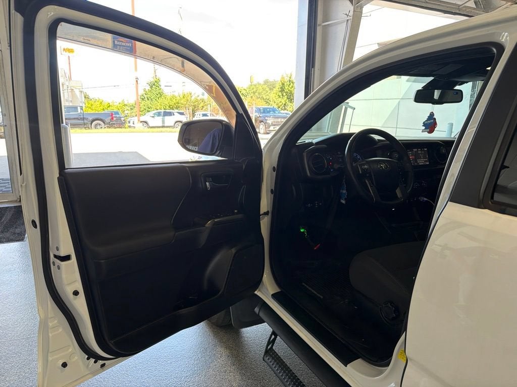 2018 Toyota Tacoma SR