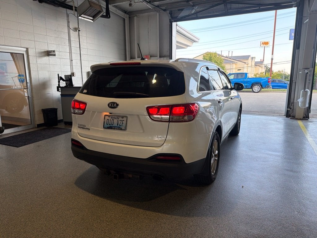 2017 Kia Sorento LX V6