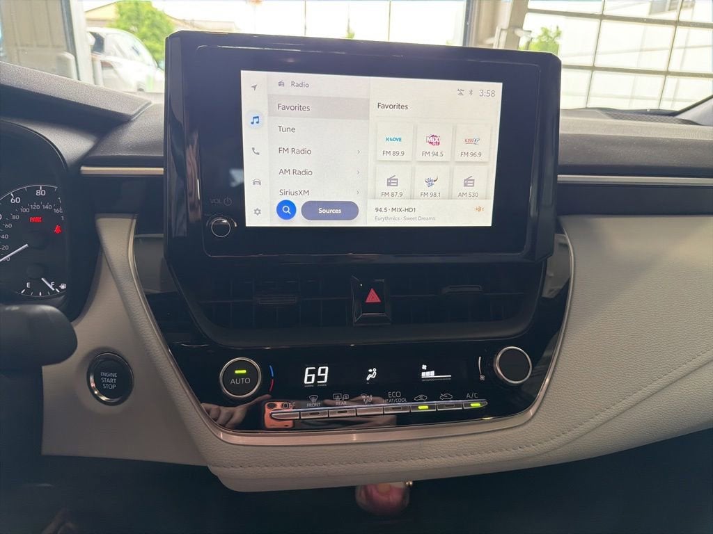 2025 Toyota Corolla SE