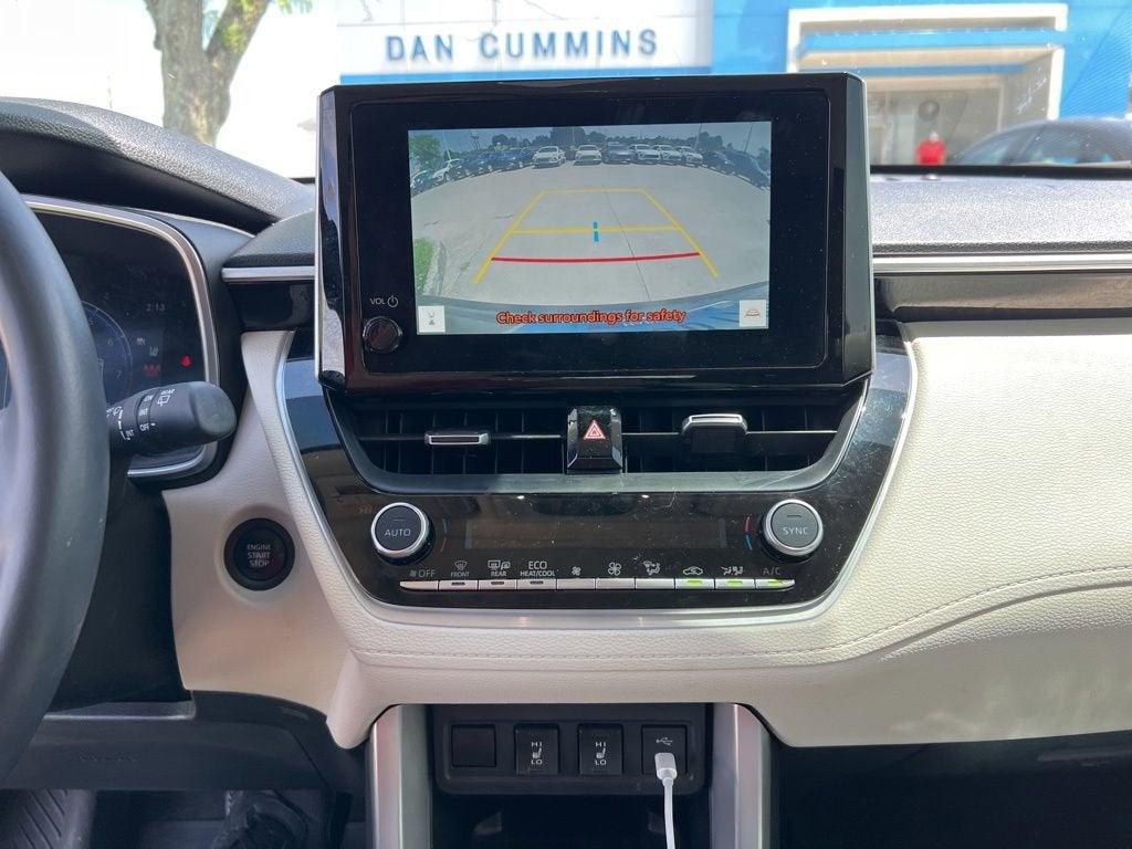 2024 Toyota Corolla Cross XLE