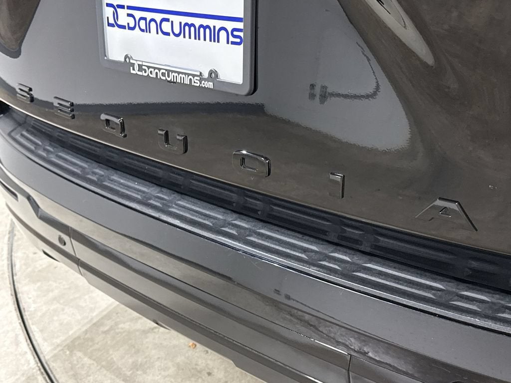 2023 Toyota Sequoia SR5