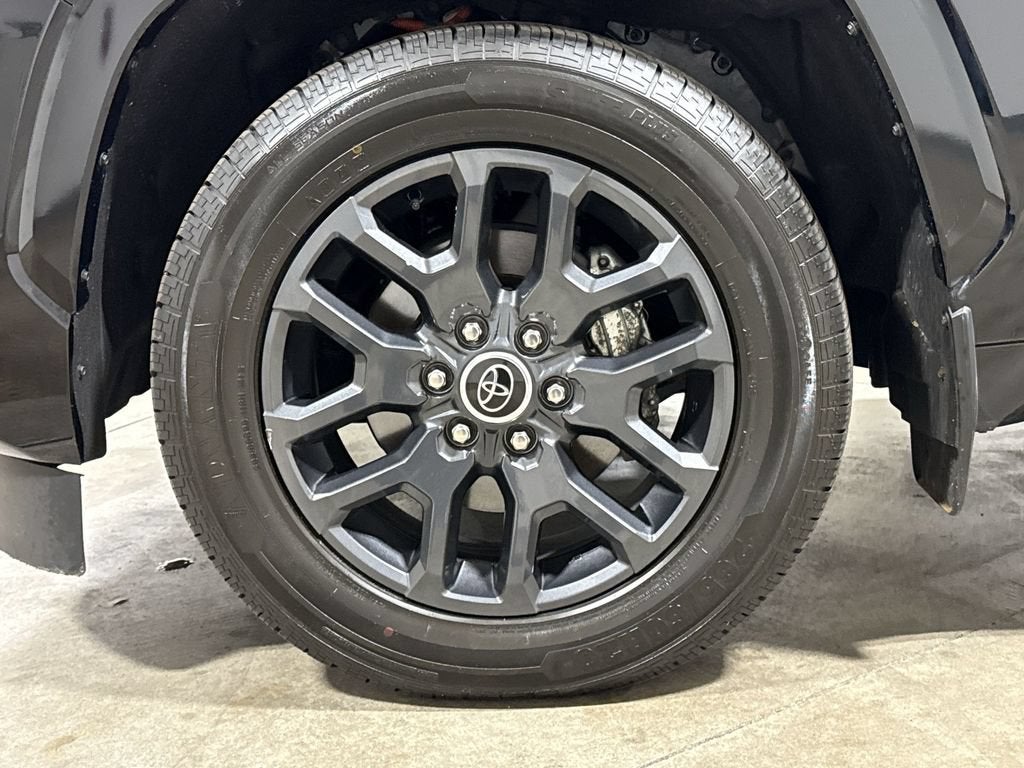 2023 Toyota Sequoia SR5