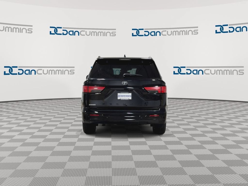 2023 Toyota Sequoia SR5