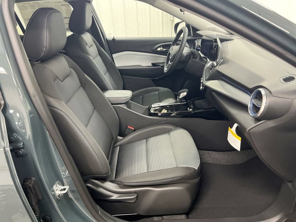 2026 Chevrolet Trax LT - Photo 21