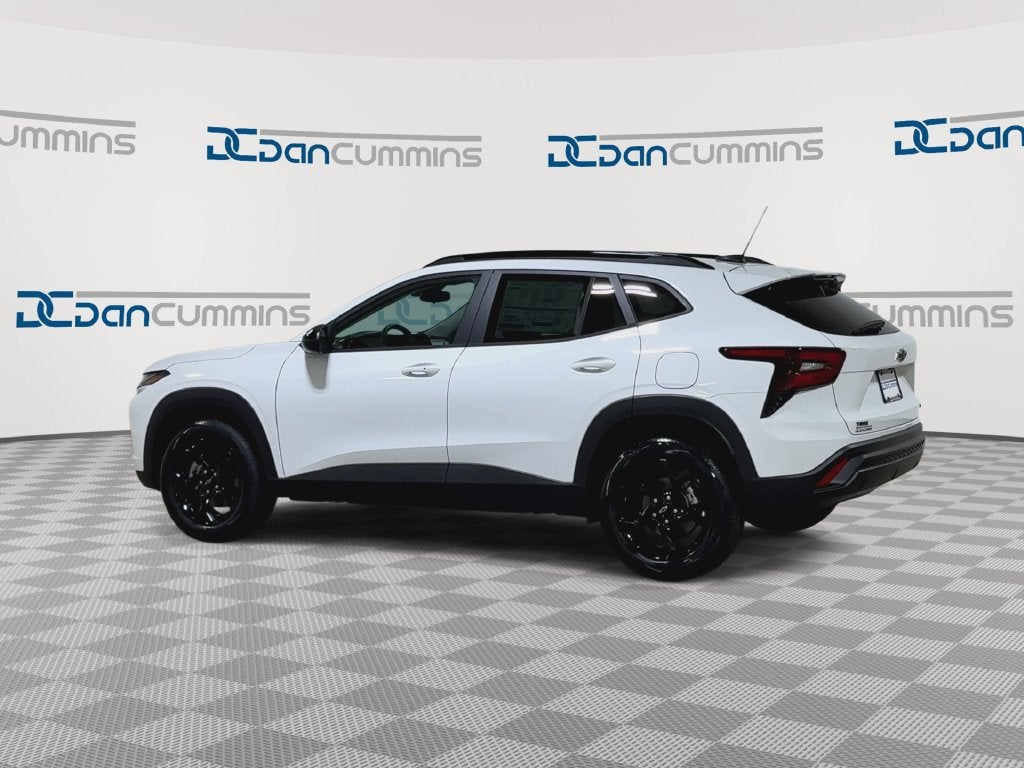 2026 Chevrolet Trax LT - Photo 7