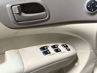 2010 Kia Sedona LX